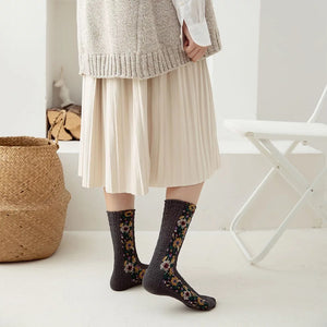 Trail of Flowers Cotton Fashion Socks