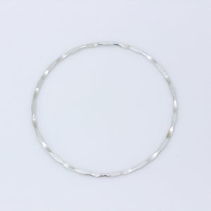 Scallop Cut Sterling Silver Bangle